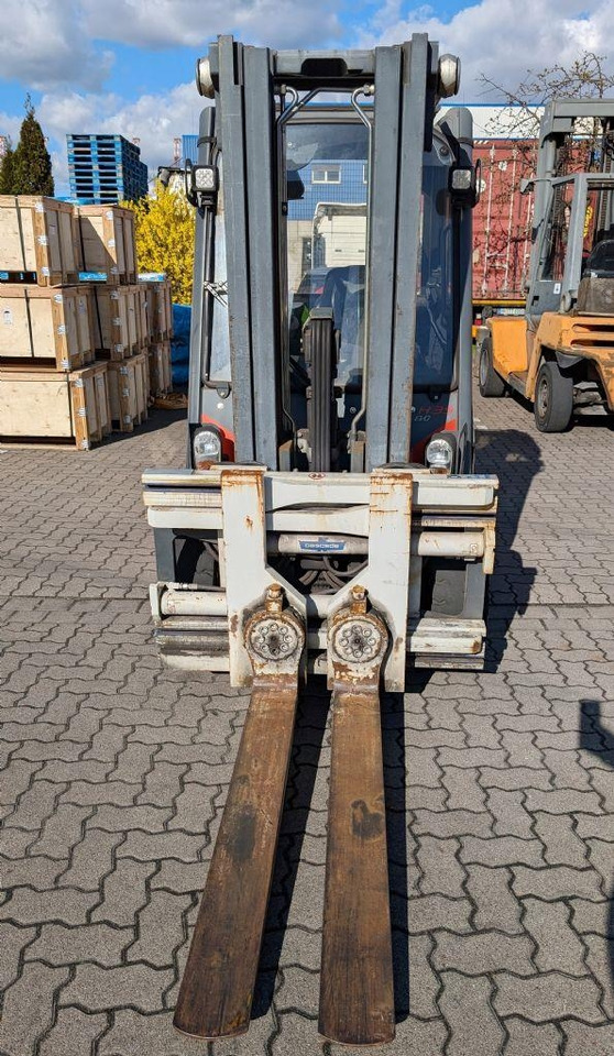 Linde H35D-02 EVO - מלגזת סולר: תמונה 4 Linde H35D-02 EVO - מלגזת סולר: תמונה 4