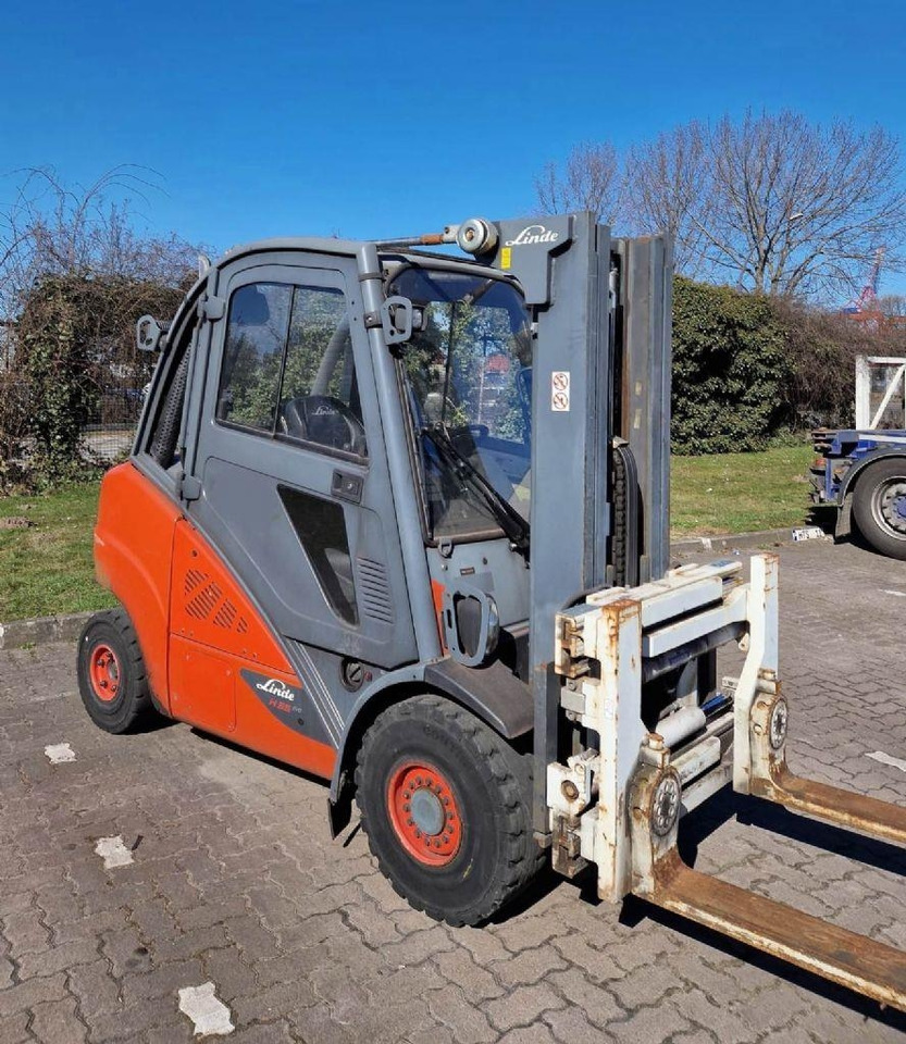 Linde H35D-02 EVO - מלגזת סולר: תמונה 1 Linde H35D-02 EVO - מלגזת סולר: תמונה 1