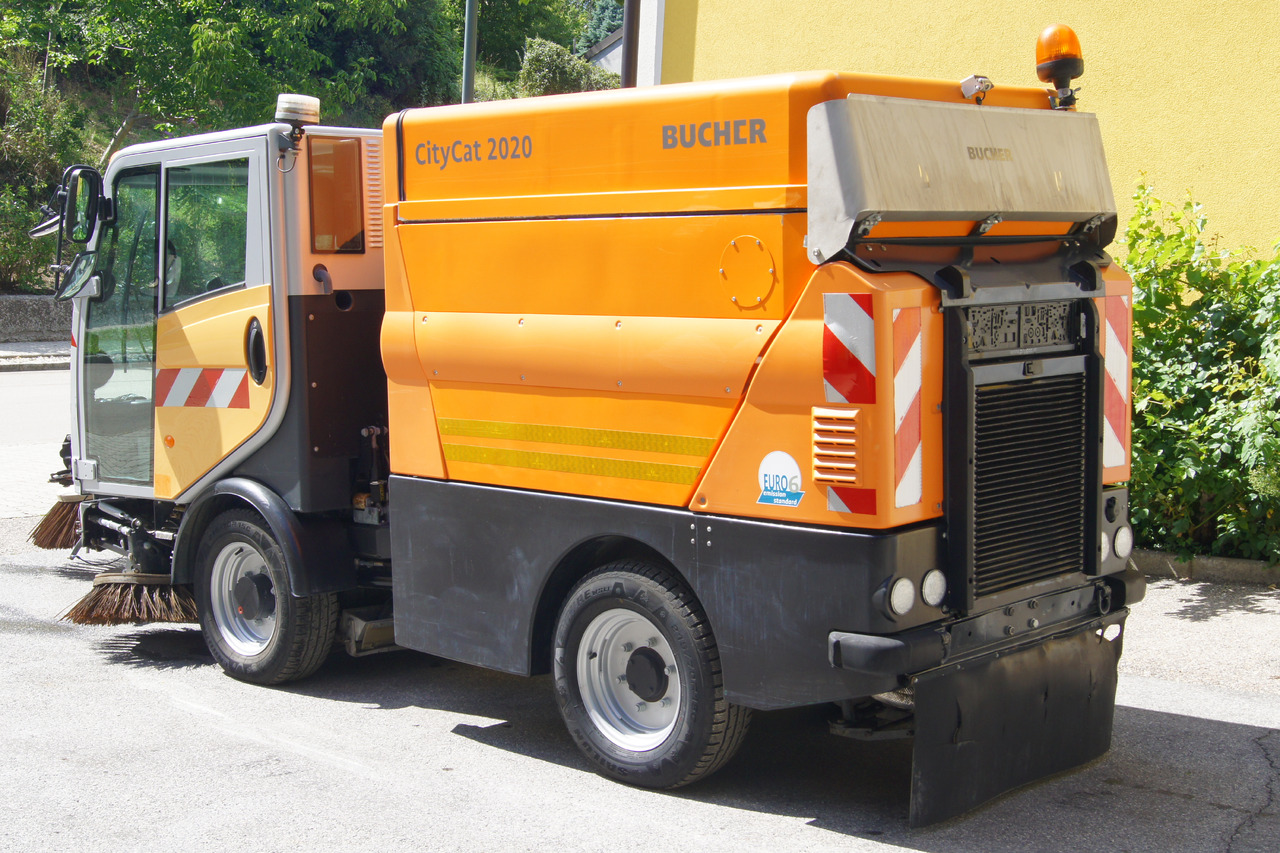 BUCHER BUCHER CityCat 2020 XL/Euro 6/L + R Kehrmaschine/Frontbesen - מטאטא כבישים: תמונה 4 BUCHER BUCHER CityCat 2020 XL/Euro 6/L + R Kehrmaschine/Frontbesen - מטאטא כבישים: תמונה 4