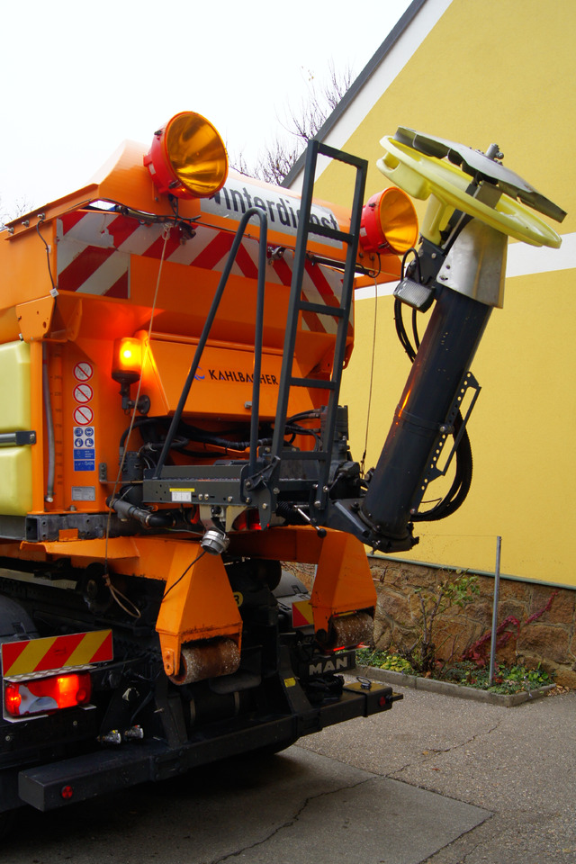 מפזר חול/ מלח עבור משאית הרמת וו KÜPPER-WEISSSER/GMEINER/BUCHER Feuchtsalzstreuer Salzstreuer Streuer auf Abrollgestell: תמונה 14 מפזר חול/ מלח עבור משאית הרמת וו KÜPPER-WEISSSER/GMEINER/BUCHER Feuchtsalzstreuer Salzstreuer Streuer auf Abrollgestell: תמונה 14