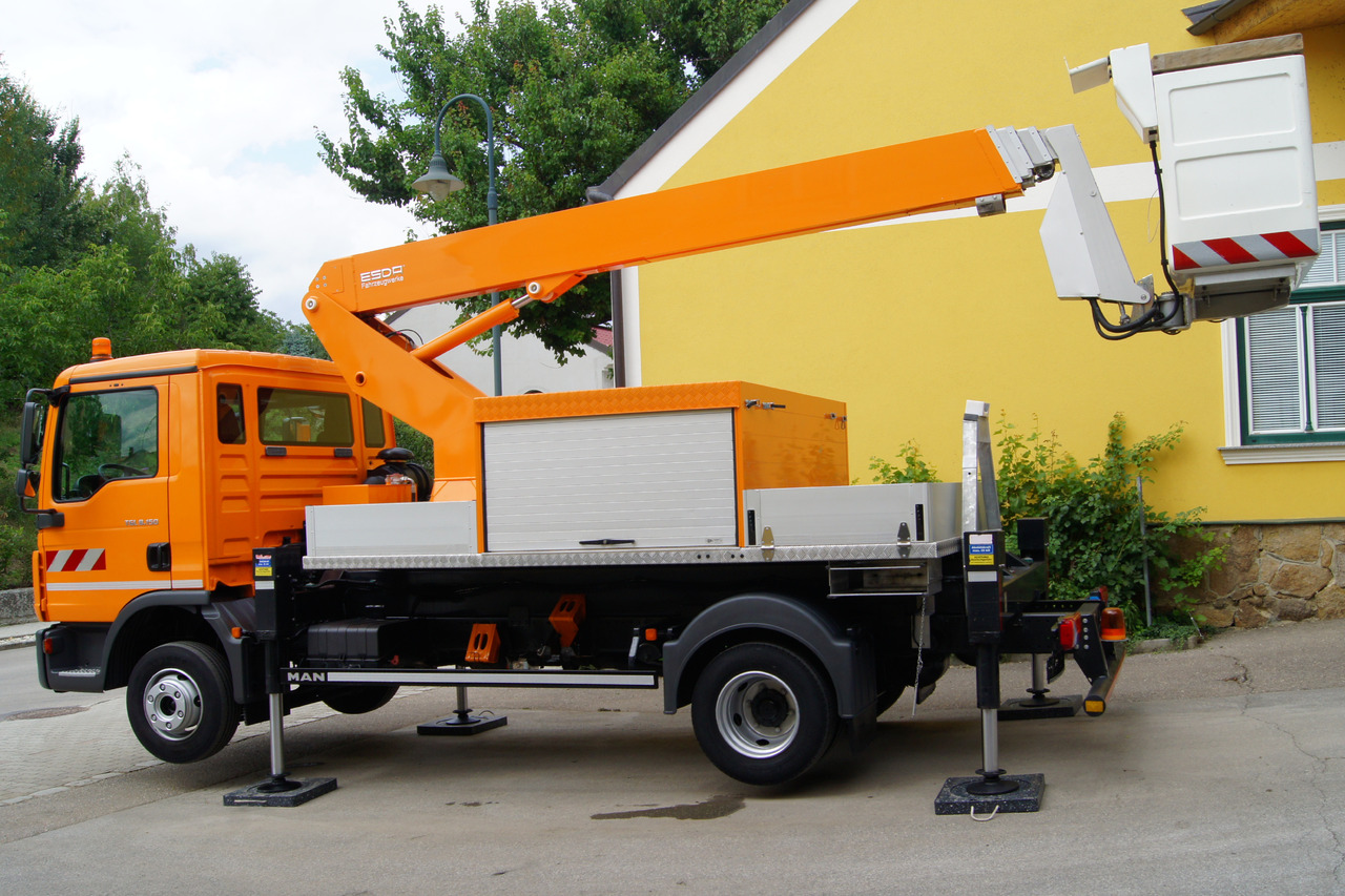 MAN TGL 8.150/TÜV/ESDA 21,5m Hubarbeitsbühne/Steiger/EURO 5 - פלטפורמה אווירית מותקנת על משאית: תמונה 4 MAN TGL 8.150/TÜV/ESDA 21,5m Hubarbeitsbühne/Steiger/EURO 5 - פלטפורמה אווירית מותקנת על משאית: תמונה 4