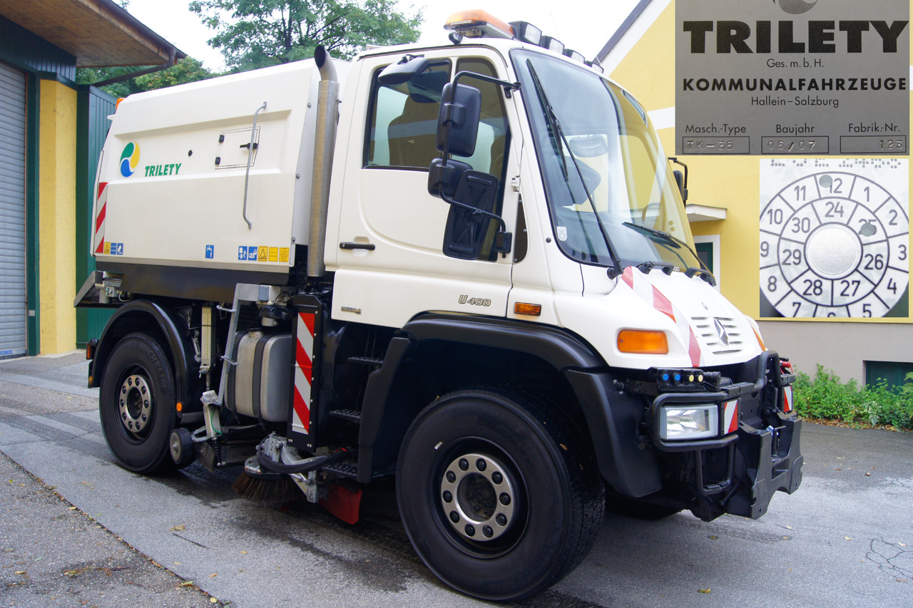 MERCEDES-BENZ Unimog U400 + TRILETY Kehrmaschine/TÜV/EUR4/Leistungshydraulik - מטאטא כבישים: תמונה 2 MERCEDES-BENZ Unimog U400 + TRILETY Kehrmaschine/TÜV/EUR4/Leistungshydraulik - מטאטא כבישים: תמונה 2