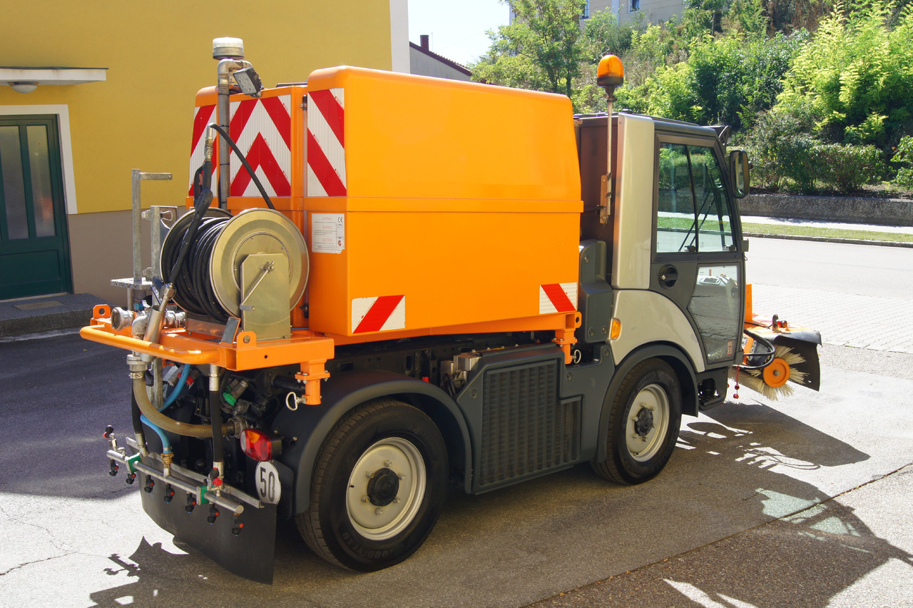 MULTICAR TREMO X56 Carrier CS/4x4/Euro 5/Besen/Wasserfass - מטאטא כבישים: תמונה 4 MULTICAR TREMO X56 Carrier CS/4x4/Euro 5/Besen/Wasserfass - מטאטא כבישים: תמונה 4