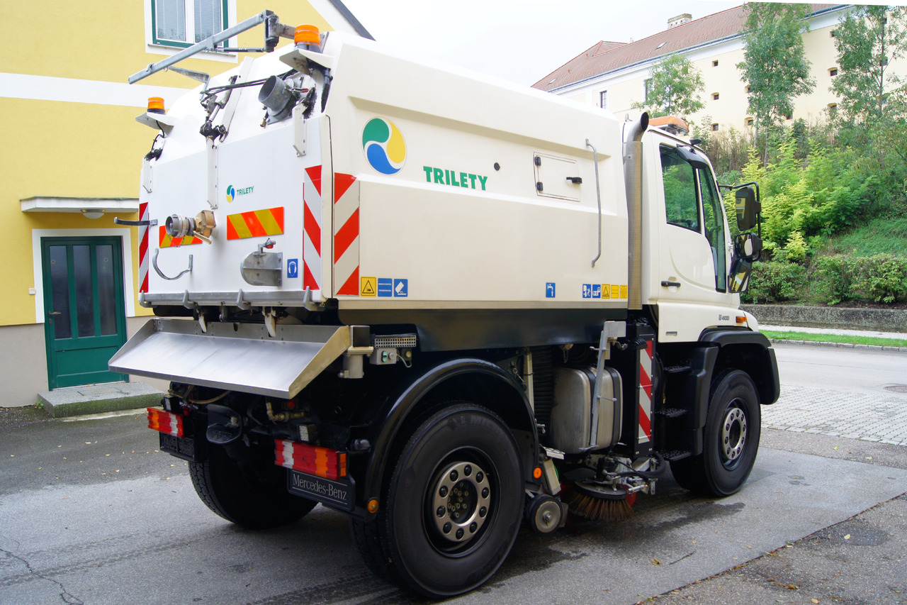 UNIMOG Unimog U400 + TRILETY Kehrmaschine/TÜV/EUR4/Leistungshydraulik - מטאטא כבישים: תמונה 5 UNIMOG Unimog U400 + TRILETY Kehrmaschine/TÜV/EUR4/Leistungshydraulik - מטאטא כבישים: תמונה 5