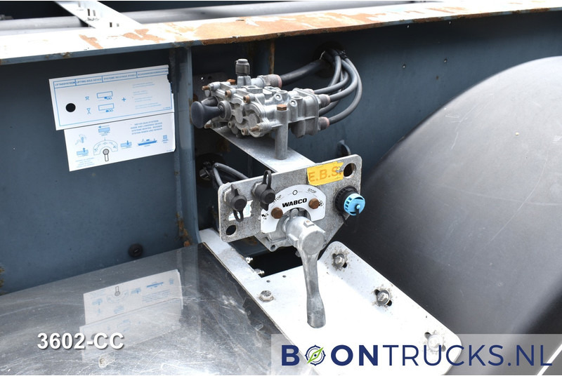 סמיטריילר מוביל מכולות/ החלפת גוף Van Hool 3B0071 STACK PRICE € 11500 | 20-30ft * ADR: FL, AT, OX * 3840 KG * LIFT AXLE: תמונה 18 סמיטריילר מוביל מכולות/ החלפת גוף Van Hool 3B0071 STACK PRICE € 11500 | 20-30ft * ADR: FL, AT, OX * 3840 KG * LIFT AXLE: תמונה 18