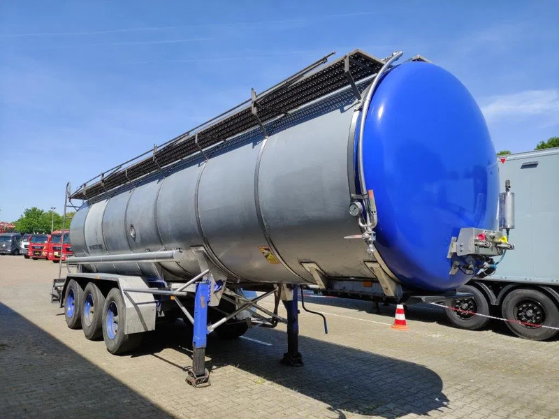 Burg 26165 liter Tankoplegger 1 kamer MET RVS Pomp - סמיטריילר מכל: תמונה 4 Burg 26165 liter Tankoplegger 1 kamer MET RVS Pomp - סמיטריילר מכל: תמונה 4