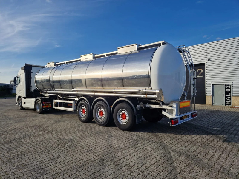 Feldbinder 38000 liter 3 kamer tankoplegger met CIP Leiding - סמיטריילר מכל: תמונה 2 Feldbinder 38000 liter 3 kamer tankoplegger met CIP Leiding - סמיטריילר מכל: תמונה 2