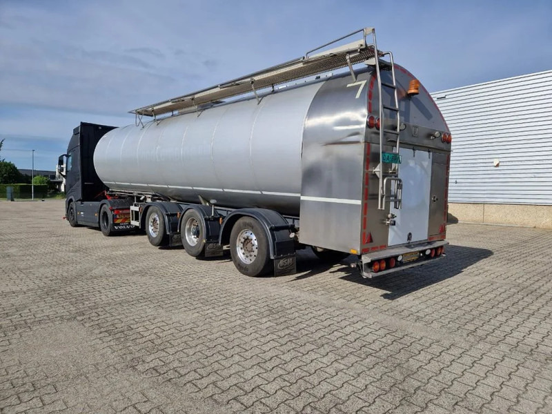 G.magyar 36000 liter geïsoleerde intra / melk tankoplegger met VSE Besturing en pomp - סמיטריילר מכל: תמונה 2 G.magyar 36000 liter geïsoleerde intra / melk tankoplegger met VSE Besturing en pomp - סמיטריילר מכל: תמונה 2