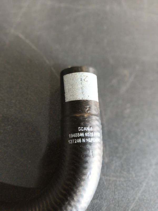 SCANIA COOLANT HOSE 1948846 - מערכת קירור עבור משאית: תמונה 2 SCANIA COOLANT HOSE 1948846 - מערכת קירור עבור משאית: תמונה 2