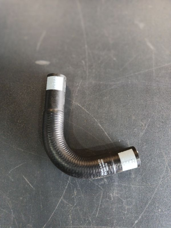 SCANIA COOLANT HOSE 1948846 - מערכת קירור עבור משאית: תמונה 1 SCANIA COOLANT HOSE 1948846 - מערכת קירור עבור משאית: תמונה 1