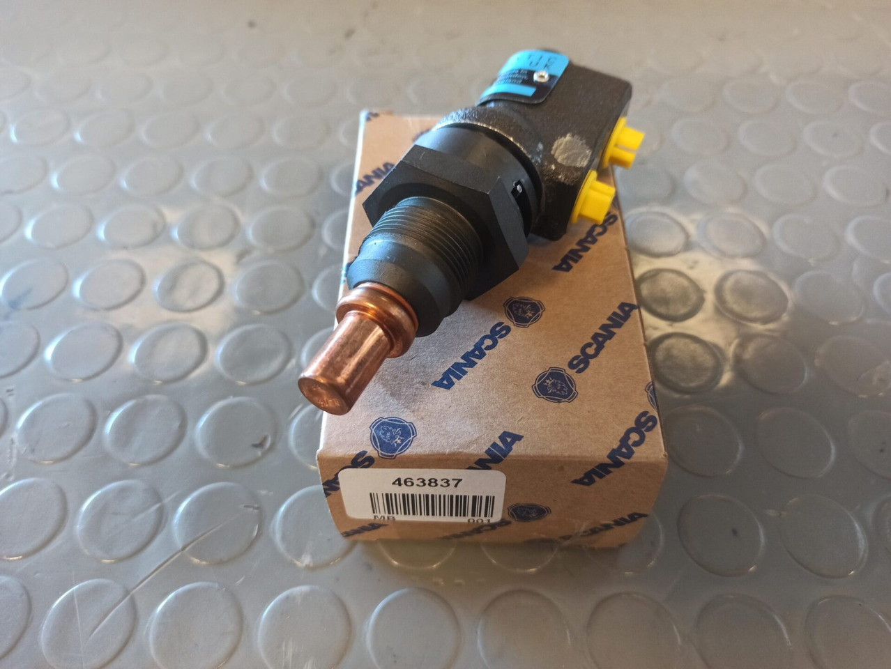 SCANIA THERMOSTAT VALVE - 463837 - תרמוסטט עבור משאית: תמונה 1 SCANIA THERMOSTAT VALVE - 463837 - תרמוסטט עבור משאית: תמונה 1