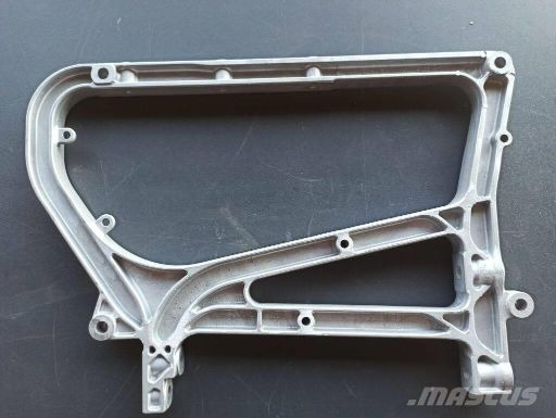 VOLVO ADBLUE TANK BRACKET - 21887348 - מכל AdBlue עבור משאית: תמונה 1 VOLVO ADBLUE TANK BRACKET - 21887348 - מכל AdBlue עבור משאית: תמונה 1