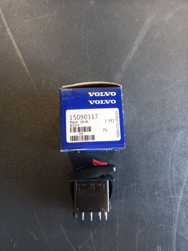 VOLVO CE CONTACT BUTTON 15090317 - מערכת חשמל עבור מכונת בנייה: תמונה 2 VOLVO CE CONTACT BUTTON 15090317 - מערכת חשמל עבור מכונת בנייה: תמונה 2