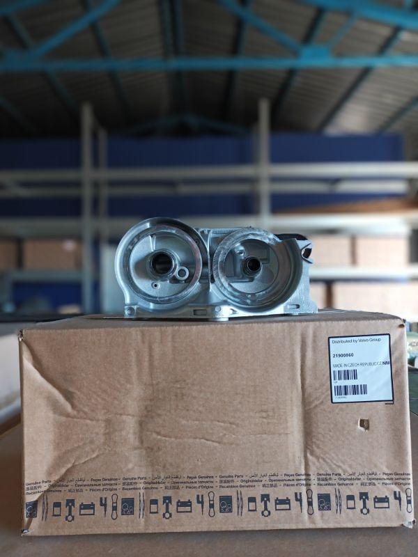 VOLVO FUEL FILTER HOUSING - 21900860 - מסנן דלק עבור משאית: תמונה 1 VOLVO FUEL FILTER HOUSING - 21900860 - מסנן דלק עבור משאית: תמונה 1