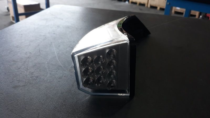 VOLVO INDICATOR LAMP - 23386782 - מאותת פניה עבור משאית: תמונה 1 VOLVO INDICATOR LAMP - 23386782 - מאותת פניה עבור משאית: תמונה 1