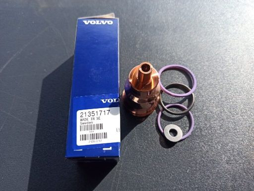 VOLVO INJECTOR SLEEVE KIT 21351717 - מזרק עבור משאית: תמונה 1 VOLVO INJECTOR SLEEVE KIT 21351717 - מזרק עבור משאית: תמונה 1