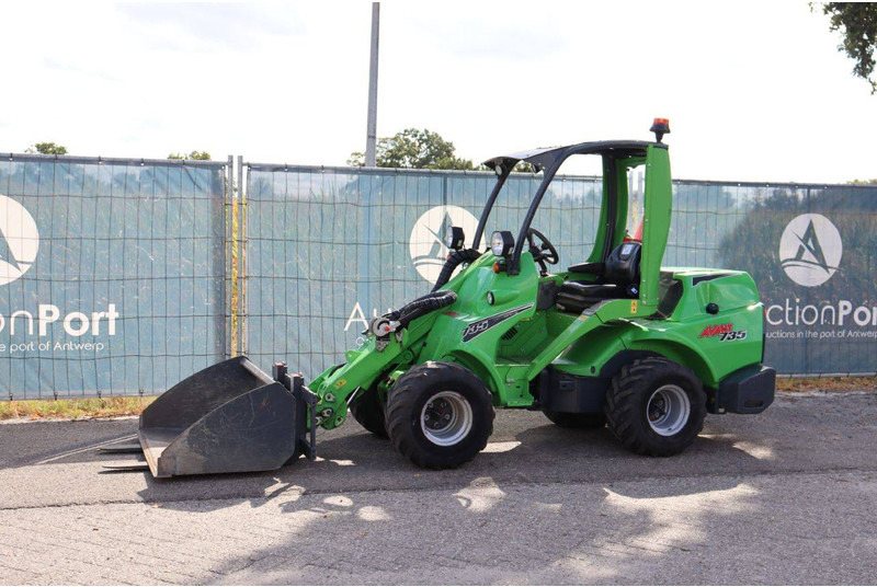 Avant M735 - מעמיס גלגלים: תמונה 1 Avant M735 - מעמיס גלגלים: תמונה 1