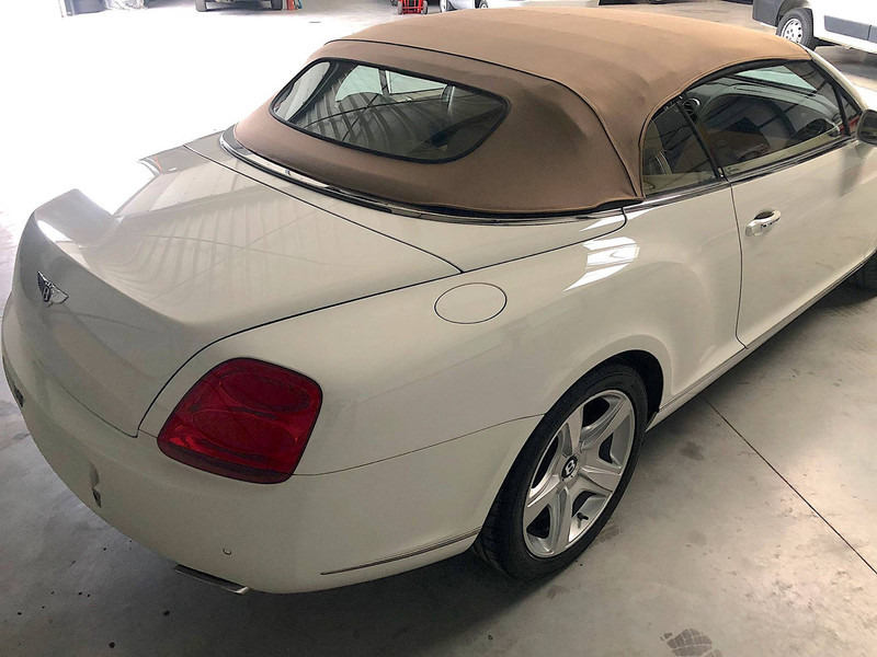 Bentley Continental GTC - מכונית: תמונה 4 Bentley Continental GTC - מכונית: תמונה 4