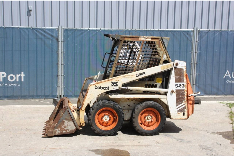 Bobcat 543 - מעמיס גלגלים: תמונה 1 Bobcat 543 - מעמיס גלגלים: תמונה 1