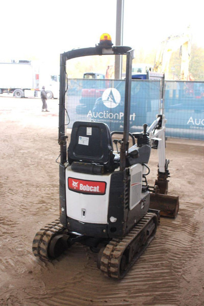 Bobcat E10Z - מיני מחפר: תמונה 5 Bobcat E10Z - מיני מחפר: תמונה 5