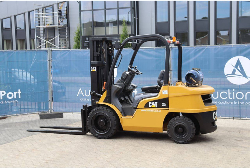 Caterpillar GP35N - מלגזת LPG: תמונה 3 Caterpillar GP35N - מלגזת LPG: תמונה 3