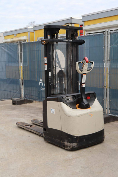 Crown - מערים: תמונה 4 Crown - מערים: תמונה 4