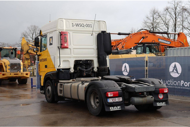DAF FT XF 480 Space Cab - משאית עם שלדת תא: תמונה 4 DAF FT XF 480 Space Cab - משאית עם שלדת תא: תמונה 4