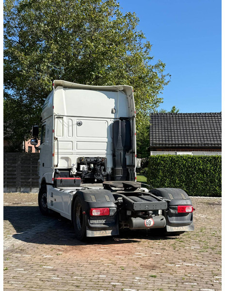 DAF XF-106 - משאית עם שלדת תא: תמונה 2 DAF XF-106 - משאית עם שלדת תא: תמונה 2