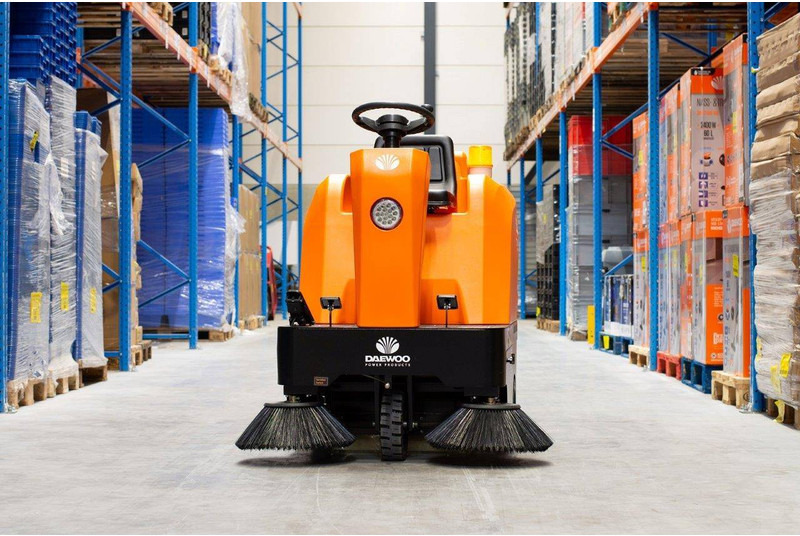 Daewoo DAS80 Zit - מטאטא כבישים: תמונה 3 Daewoo DAS80 Zit - מטאטא כבישים: תמונה 3