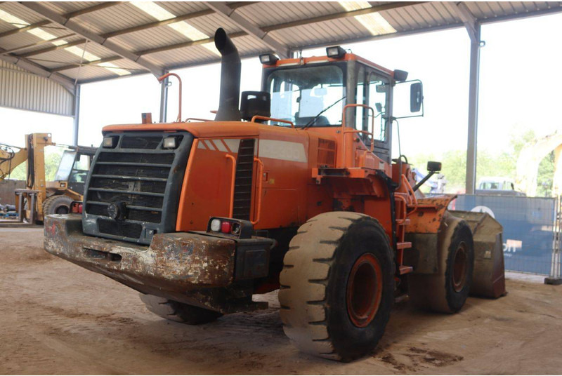 Doosan DL300 - מעמיס גלגלים: תמונה 5 Doosan DL300 - מעמיס גלגלים: תמונה 5