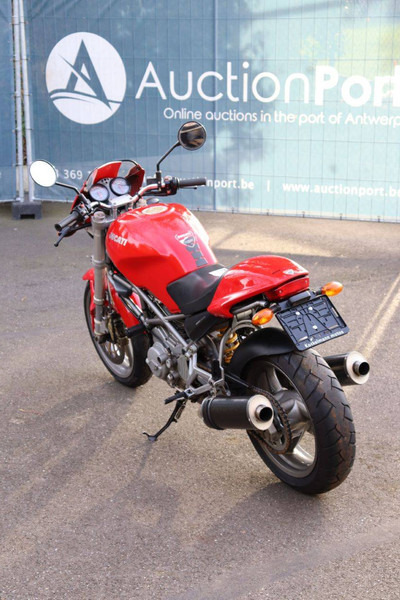 Ducati Monster 600 - אופנוע: תמונה 4 Ducati Monster 600 - אופנוע: תמונה 4