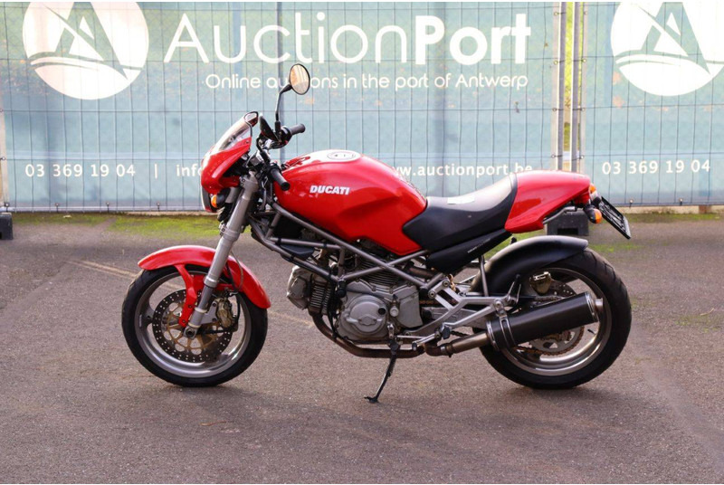 Ducati Monster 600 - אופנוע: תמונה 2 Ducati Monster 600 - אופנוע: תמונה 2
