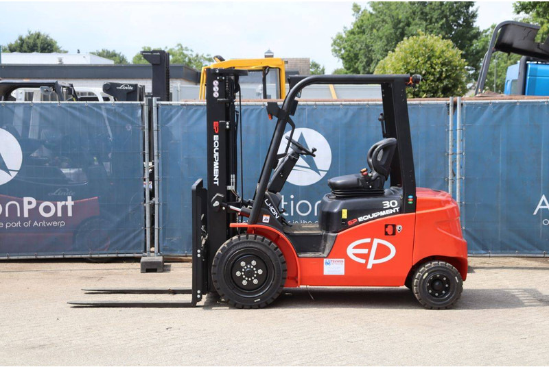 EP Equipment EFL303 - מלגזה חשמלית: תמונה 2 EP Equipment EFL303 - מלגזה חשמלית: תמונה 2