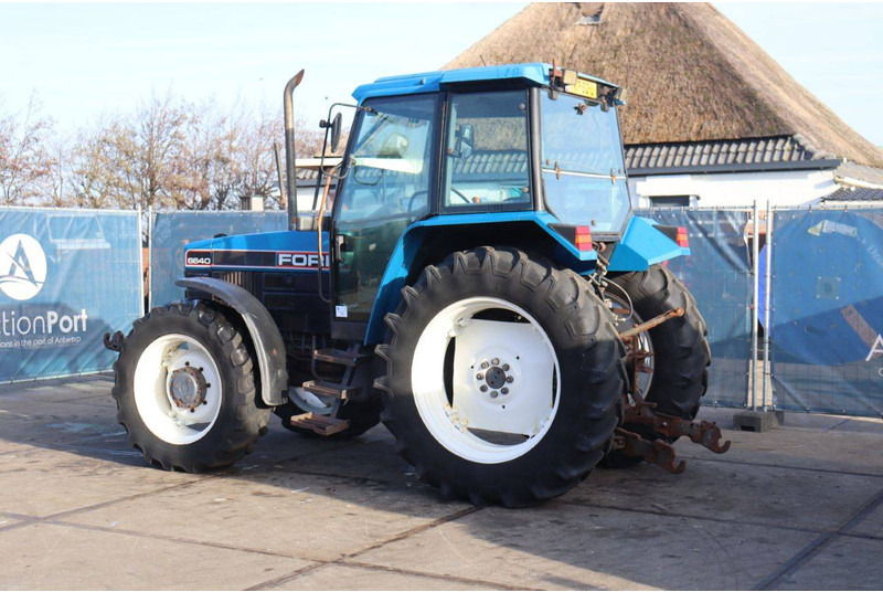 Ford 6640SL - טרקטור חקלאי: תמונה 3 Ford 6640SL - טרקטור חקלאי: תמונה 3