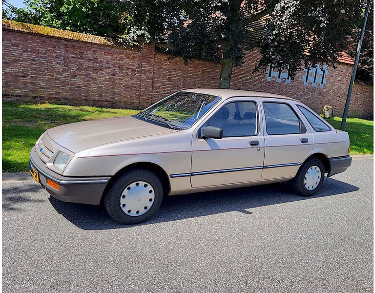 Ford Sierra 1.3 - סדאן: תמונה 1 Ford Sierra 1.3 - סדאן: תמונה 1