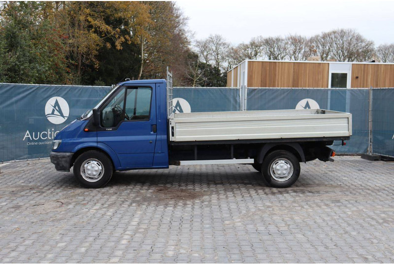 Ford Transit 330M CCF Transit T330 - כלי רכב מסחרי עם לוח: תמונה 2 Ford Transit 330M CCF Transit T330 - כלי רכב מסחרי עם לוח: תמונה 2