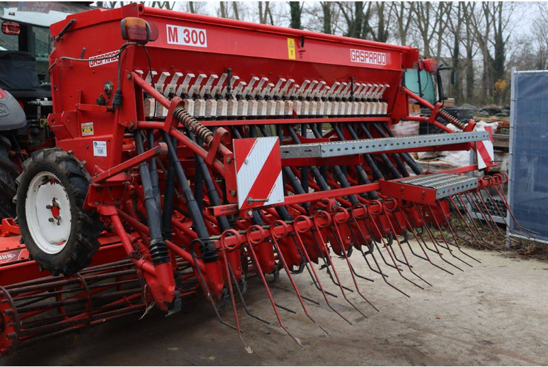 Gaspardo M 300 - ציוד זריעה: תמונה 4 Gaspardo M 300 - ציוד זריעה: תמונה 4