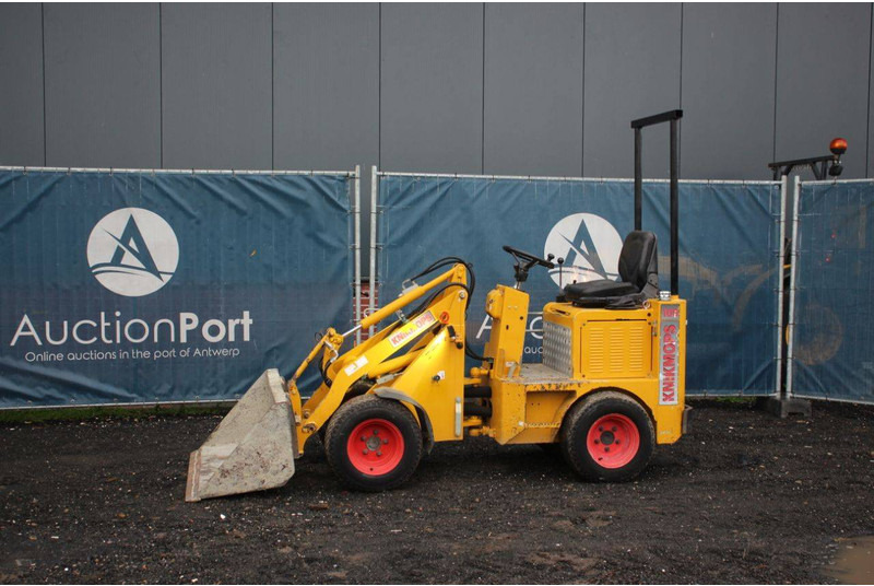 Gebr Knikkops 100 - מעמיס גלגלים: תמונה 1 Gebr Knikkops 100 - מעמיס גלגלים: תמונה 1