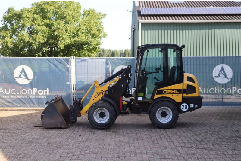 Gehl AL340 - מעמיס גלגלים: תמונה 2 Gehl AL340 - מעמיס גלגלים: תמונה 2