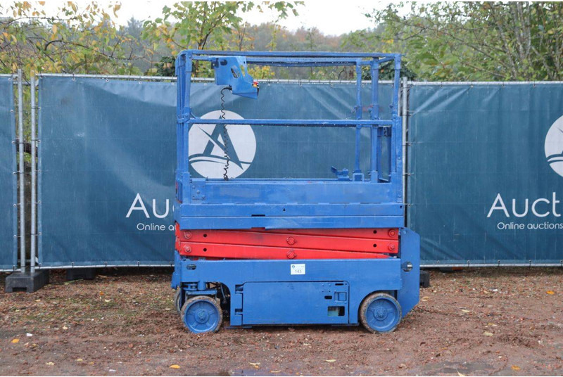 Genie GS-1532 - מעלית מספריים: תמונה 1 Genie GS-1532 - מעלית מספריים: תמונה 1