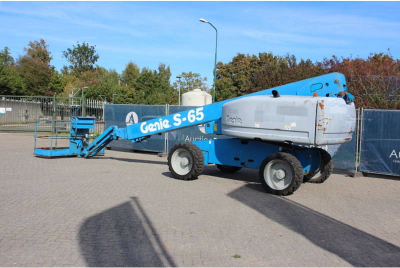 Genie S-65 - מוט טלסקופי: תמונה 3 Genie S-65 - מוט טלסקופי: תמונה 3