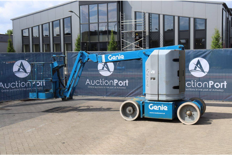 Genie Z-30-N - זרוע מרפקי: תמונה 3 Genie Z-30-N - זרוע מרפקי: תמונה 3