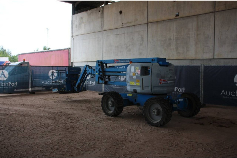 Genie Z-45/25J - זרוע מרפקי: תמונה 3 Genie Z-45/25J - זרוע מרפקי: תמונה 3