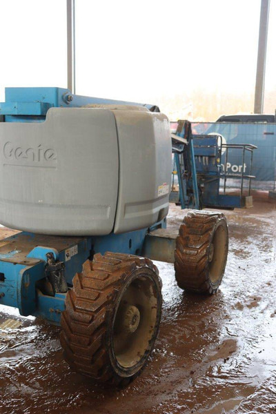 Genie Z-45/25 - זרוע מרפקי: תמונה 5 Genie Z-45/25 - זרוע מרפקי: תמונה 5