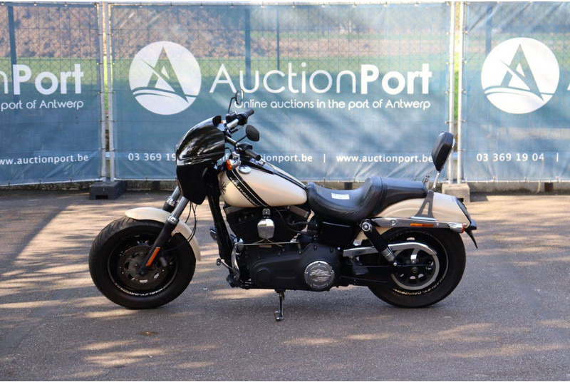 Harley-Davidson Dyna Fat Bob - אופנוע: תמונה 2 Harley-Davidson Dyna Fat Bob - אופנוע: תמונה 2