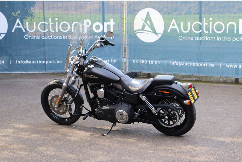 Harley-Davidson Dyna Street Bob - אופנוע: תמונה 3 Harley-Davidson Dyna Street Bob - אופנוע: תמונה 3