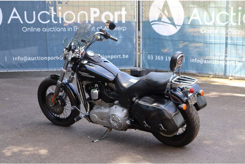 Harley-Davidson Dyna Street Bob - אופנוע: תמונה 3 Harley-Davidson Dyna Street Bob - אופנוע: תמונה 3
