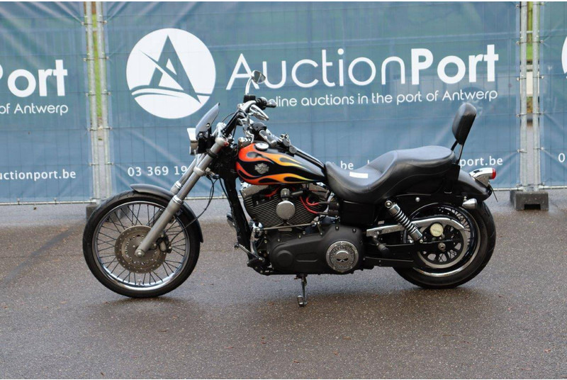 Harley-Davidson Dyna Wide Glide - אופנוע: תמונה 2 Harley-Davidson Dyna Wide Glide - אופנוע: תמונה 2