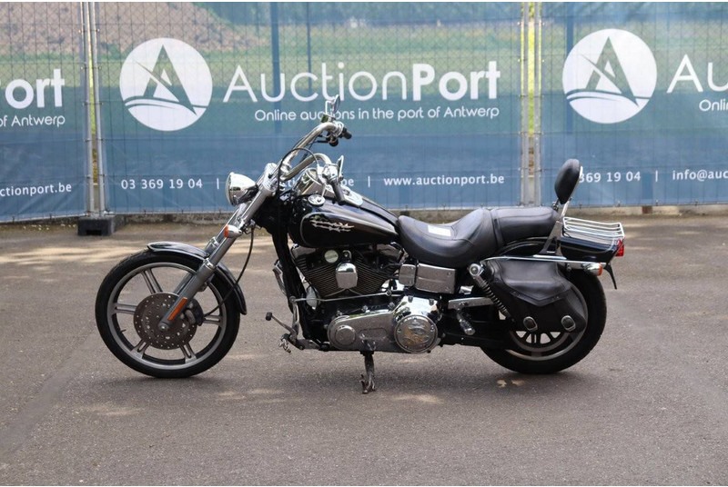 Harley-Davidson Dyna Wide Glide - אופנוע: תמונה 2 Harley-Davidson Dyna Wide Glide - אופנוע: תמונה 2