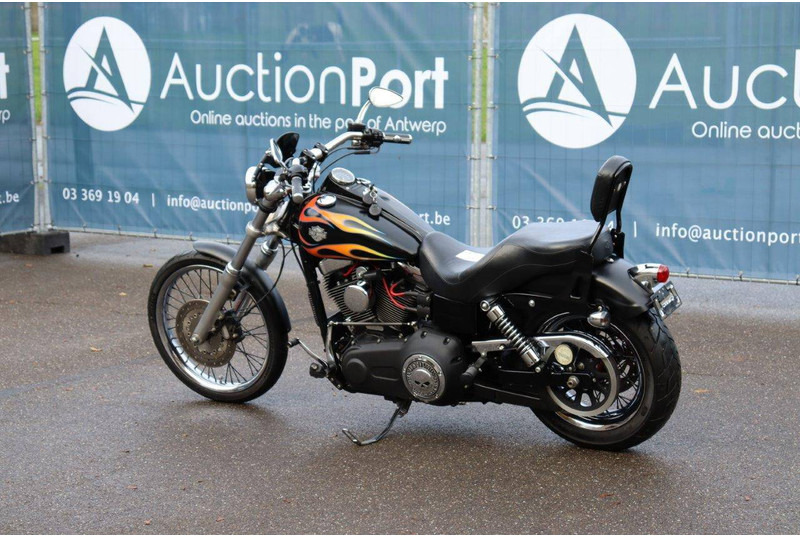 Harley-Davidson Dyna Wide Glide - אופנוע: תמונה 3 Harley-Davidson Dyna Wide Glide - אופנוע: תמונה 3